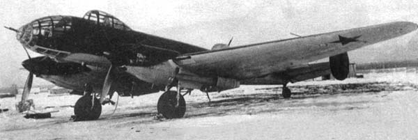 Jermolajev Jer-2 s motory AM-37